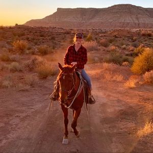 Meet your Posher, Marcie